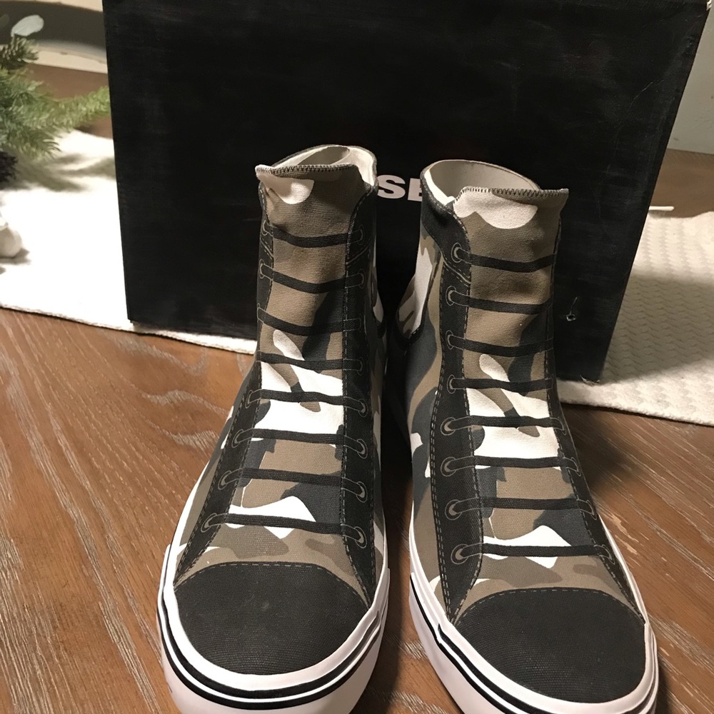 Diesel Men’s High-Top Camo Canvas Sneakers - Black, Brown, White